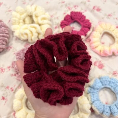 Jumbo scrunchie in red